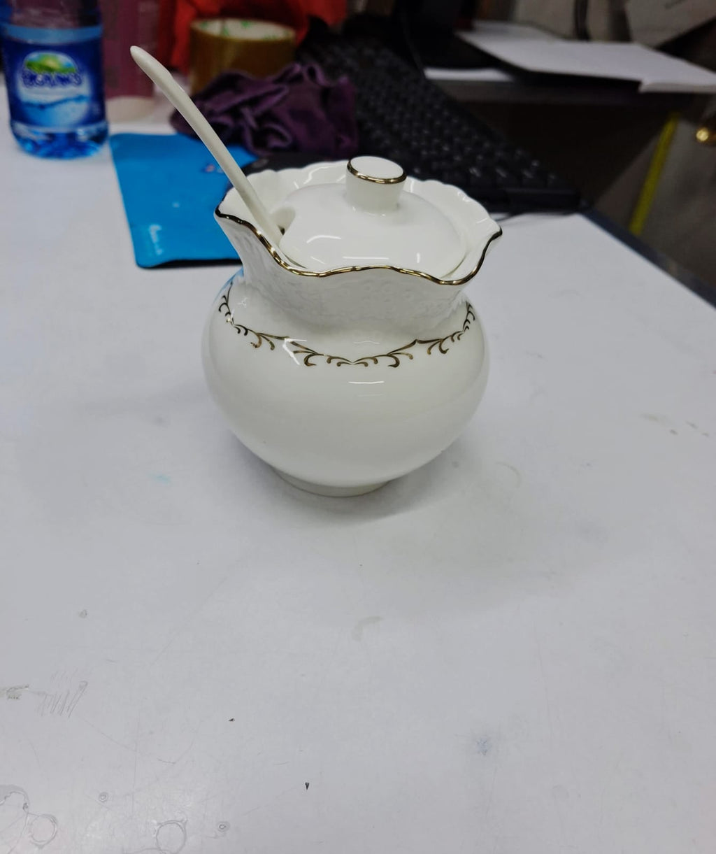 Classy sugar dish with gold rim