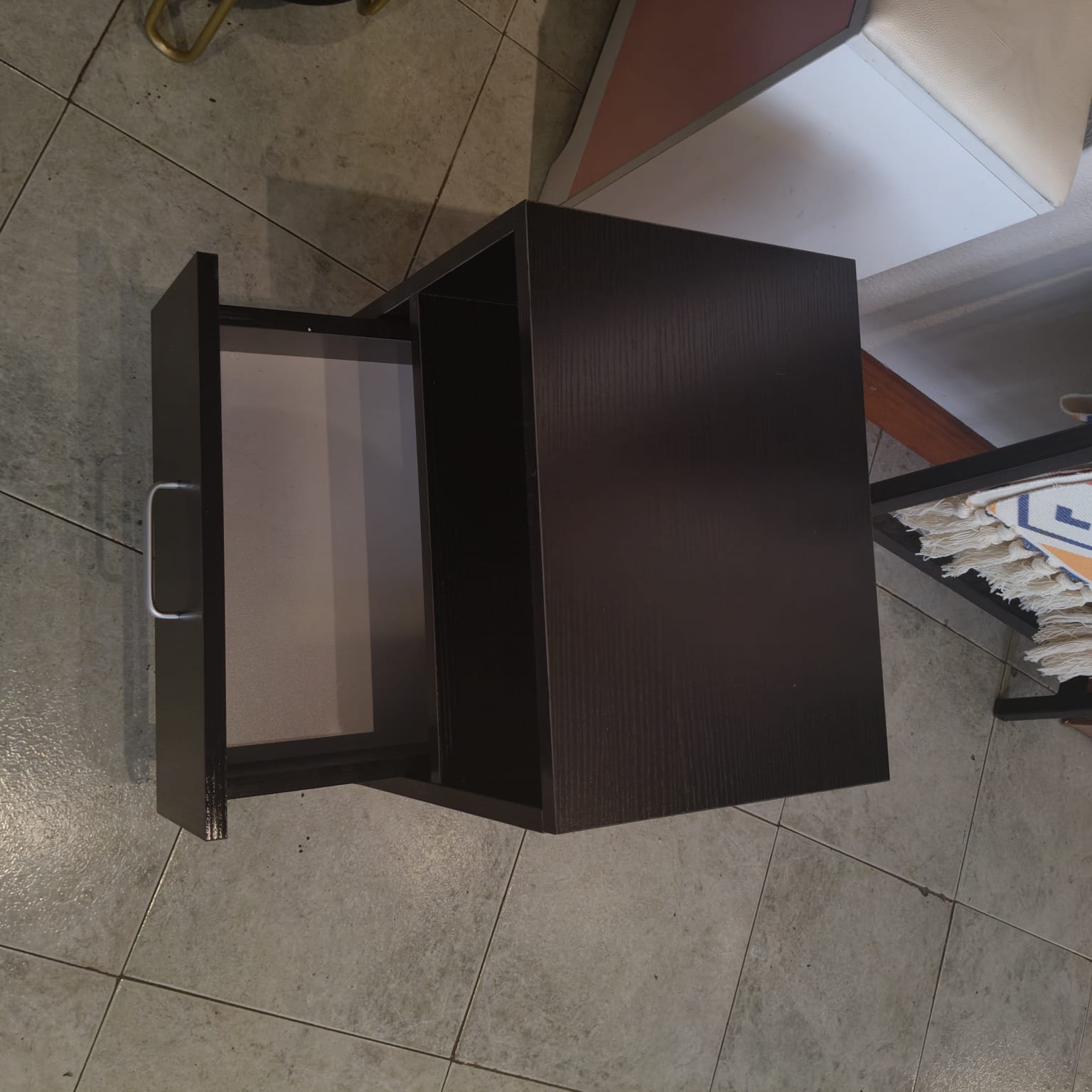 🛏️ Modern Bedside Table with Drawer