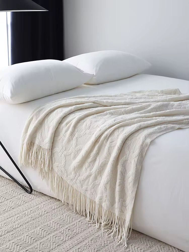 ✨Throw Blanket with Tassels